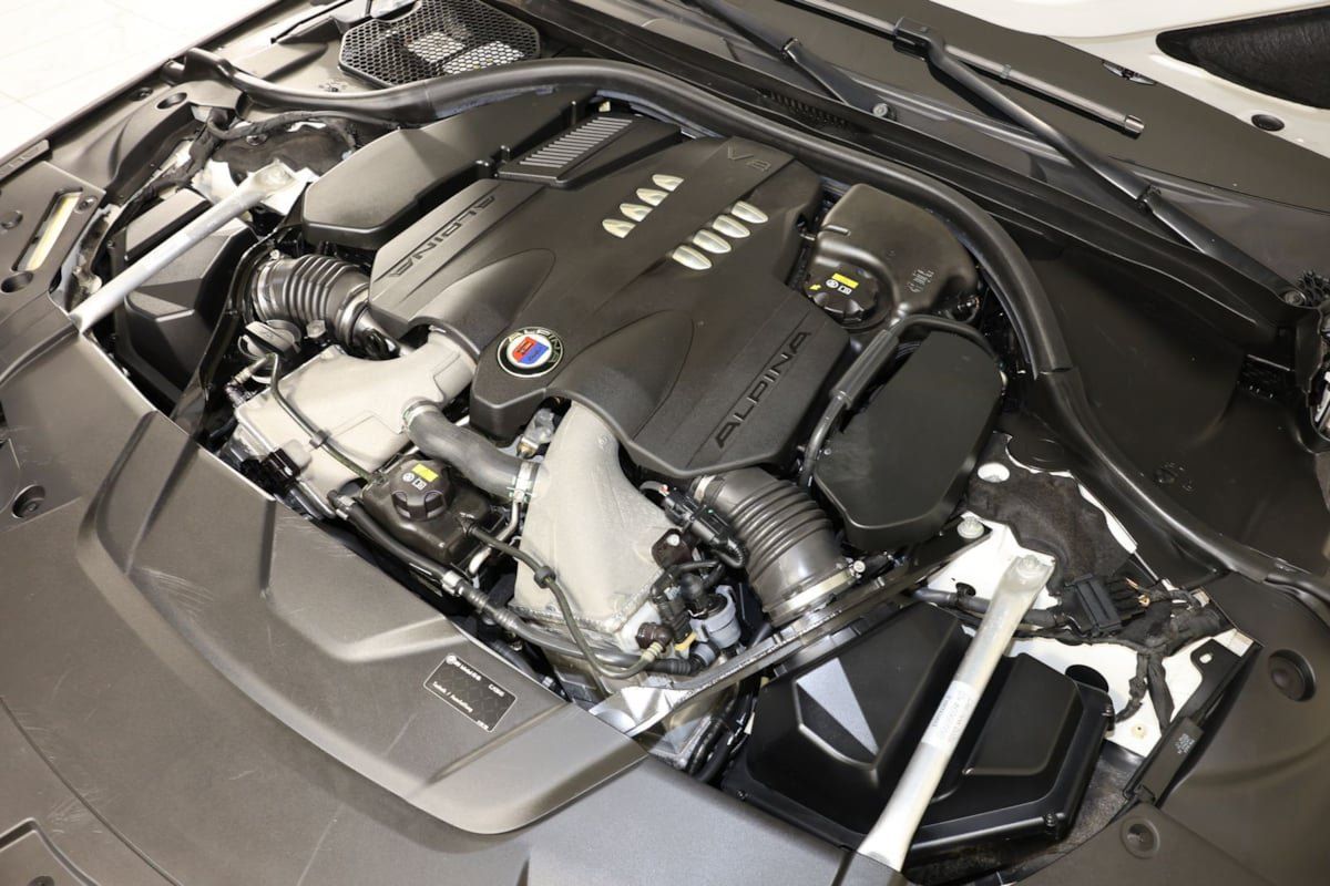 Used 2022 BMW ALPINA B7 xDrive AWD/4WD image 37