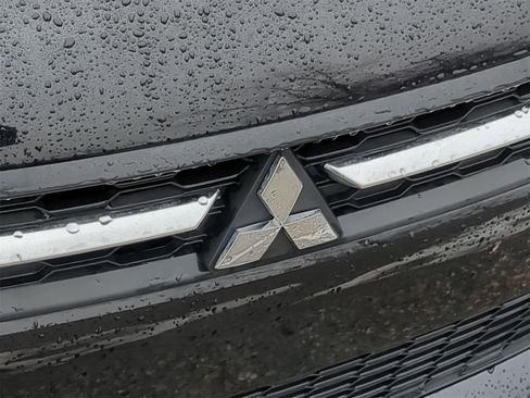 Used 2018 Mitsubishi Outlander Sport LE image 19
