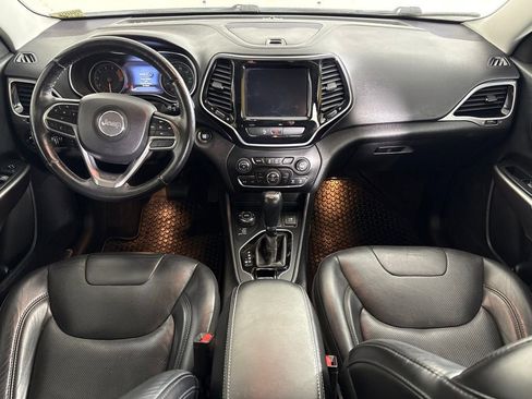Used 2019 Jeep Cherokee Limited AWD/4WD image 17