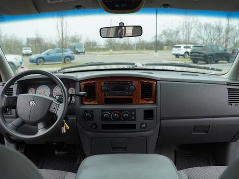 Used 2006 Dodge Ram 1500 Truck SLT image 23