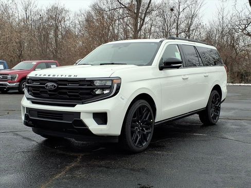 New 2026 Ford Expedition Max Platinum w/ Stealth Performance Package image 2
