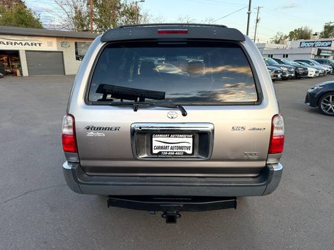 Used 2002 Toyota 4Runner SR5 AWD/4WD image 8