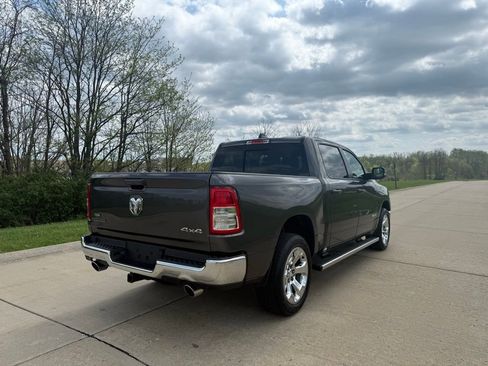 Used 2022 RAM 1500 Big Horn AWD/4WD image 3