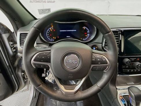 Used 2019 Jeep Grand Cherokee Altitude image 13