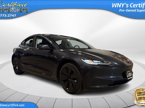 Used 2025 Tesla Model 3 Long Range RWD image 3