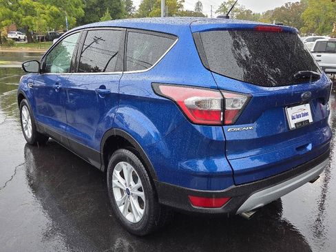 Used 2017 Ford Escape SE AWD/4WD image 11