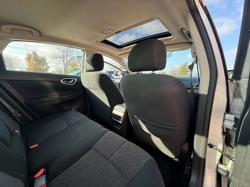Used 2015 Nissan Sentra SV w/ Style Package image 14