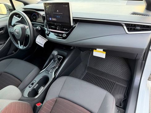 Certified 2026 Toyota Corolla SE w/ SE Package FWD image 19
