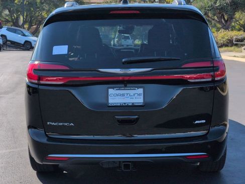 New 2026 Chrysler Pacifica Pinnacle image 6