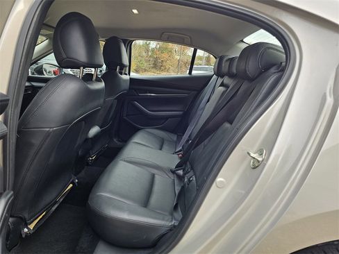 Used 2024 MAZDA MAZDA3 s image 16