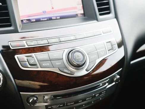 Used 2014 INFINITI QX60 AWD Hybrid w/ HEV Deluxe Touring Package image 16