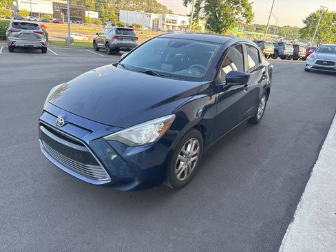 Used 2018 Toyota Yaris iA FWD image 8