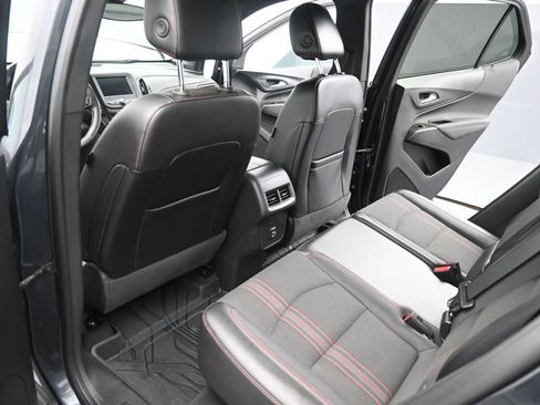 Used 2023 Chevrolet Equinox RS image 16