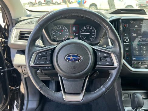 Used 2023 Subaru Ascent Limited AWD/4WD image 32