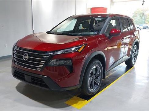 Used 2025 Nissan Rogue SV AWD/4WD image 18