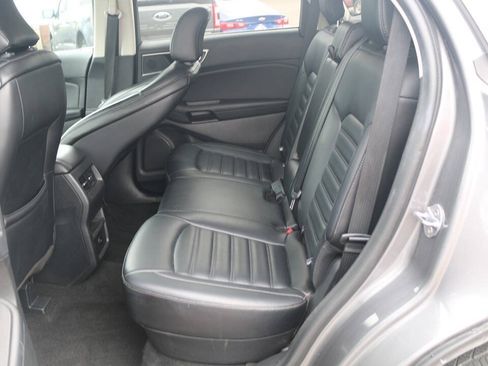 Certified 2024 Ford Edge SEL AWD/4WD image 13