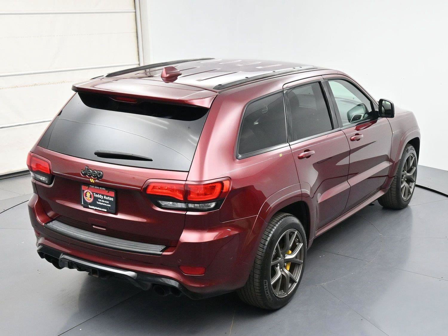 Used 2020 Jeep Grand Cherokee Trackhawk w/ Trailer Tow Group IV AWD/4WD image 33