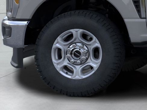 New 2026 Ford F250 XLT w/ FX4 Off-Road Package image 19