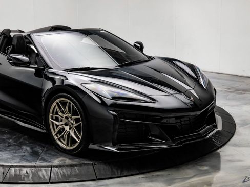 Used 2023 Chevrolet Corvette Z06 image 31