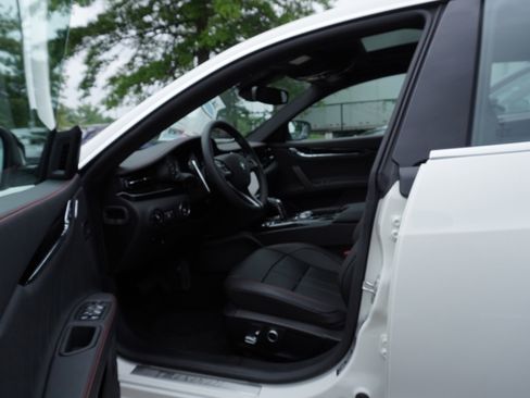 New 2024 Maserati Quattroporte Modena Ultima Q4 image 16