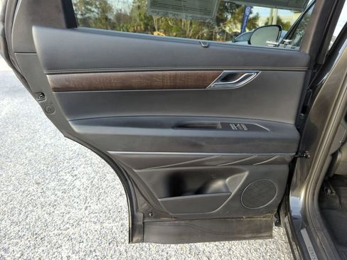 Used 2024 Genesis GV80 2.5T image 27