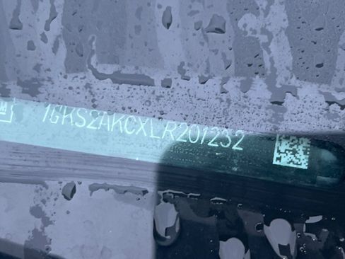 Used 2020 GMC Yukon SLE w/ HD Trailering Package image 3