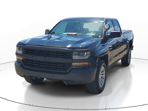 Used 2018 Chevrolet Silverado 1500 W/T AWD/4WD image 2
