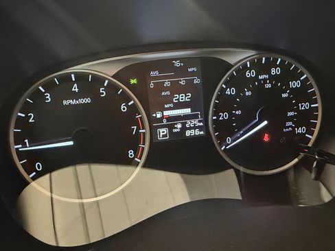 Used 2025 Nissan Kicks Play S image 19