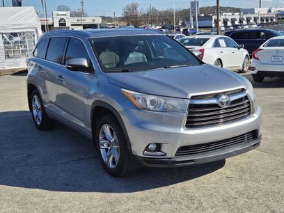 Used 2016 Toyota Highlander Limited Platinum