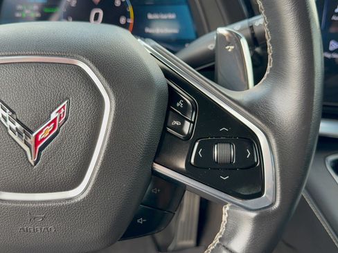 Used 2024 Chevrolet Corvette Stingray Coupe w/ 1LT RWD image 19