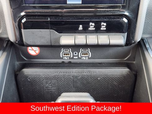 Used 2025 RAM 1500 Laramie AWD/4WD image 29