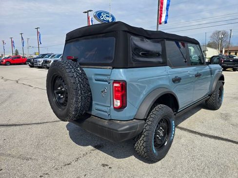 Used 2022 Ford Bronco Black Diamond AWD/4WD image 3
