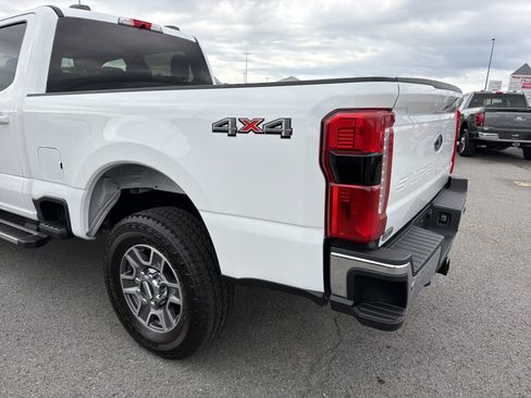 Used 2026 Ford F250 Lariat AWD/4WD image 7
