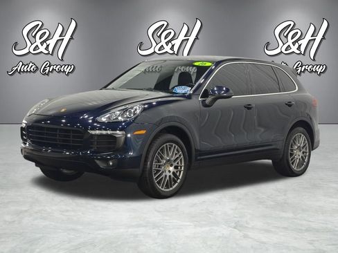Used 2016 Porsche Cayenne AWD/4WD image 16
