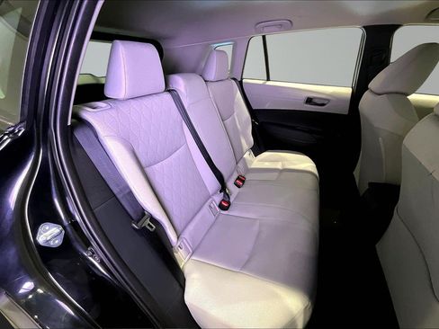 Used 2025 Toyota Corolla Cross L FWD image 24