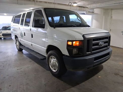 Used 2013 Ford E-350 and Econoline 350 XL w/ PWR Windows & Locks Group image 5