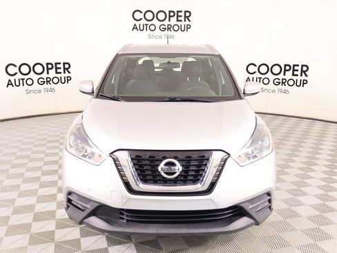 Used 2019 Nissan Kicks SV image 8