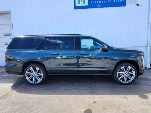 New 2026 Cadillac Escalade ESV Sport w/ Touring Package image 2