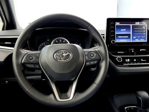 Certified 2021 Toyota Corolla SE w/ SE Premium Package FWD image 21