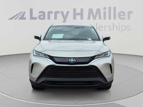 Certified 2023 Toyota Venza LE AWD/4WD image 8