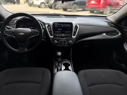 Used 2024 Chevrolet Malibu LS image 16