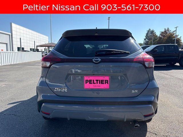 Certified 2024 Nissan Kicks SR w/ SR Premium Package FWD image 4
