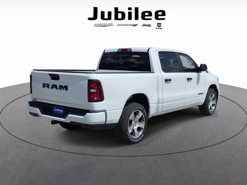 New 2026 RAM 1500 Express RWD image 5