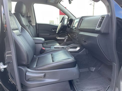 Used 2024 Nissan Frontier SL w/ Technology Package RWD image 23