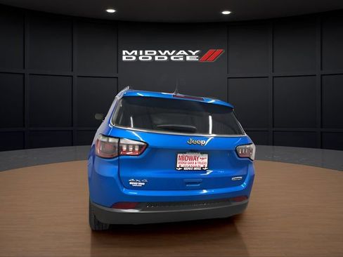 Used 2023 Jeep Compass Latitude image 6