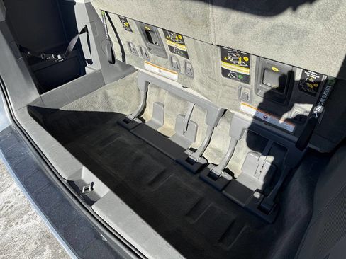 Used 2015 Toyota Sienna XLE Premium image 33