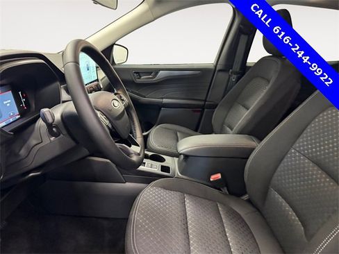 Used 2025 Ford Escape Active w/ Tech Pack #1 image 6