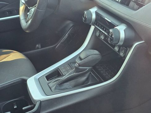 Used 2024 Toyota RAV4 XLE w/ Convenience Package AWD/4WD image 15