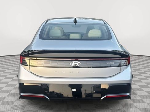 Used 2024 Hyundai Sonata SEL FWD image 5