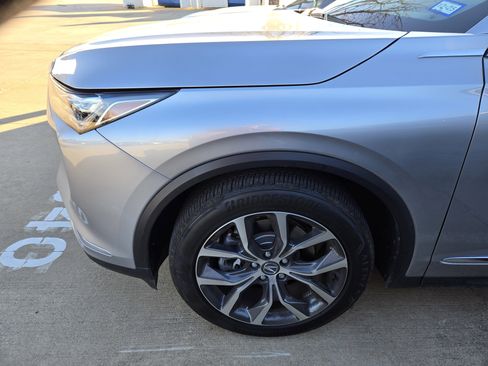 Used 2024 Acura MDX SH-AWD w/ Technology Package image 8